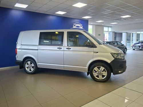 Volkswagen T6 Crew Bus 2.0 Bi-TDI 132kw 4Motion DSG in Namibia