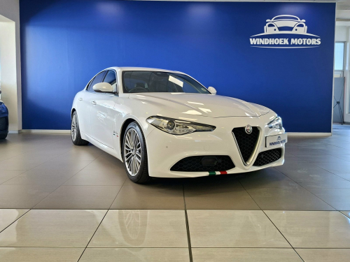 Alfa Romeo Giulia Super 2.0 Automatic 147KW in Namibia