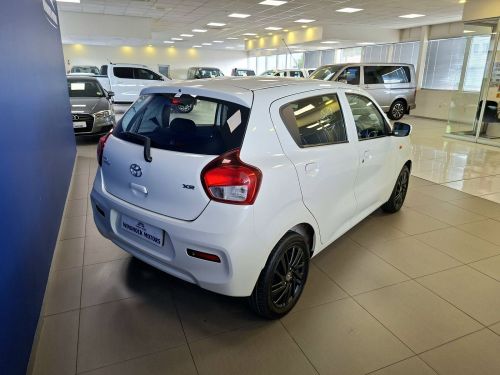 Toyota Vitz 1.0 XR Manual in Namibia
