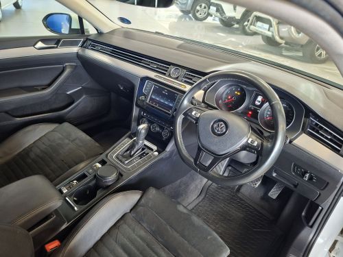 Volkswagen Passat 2.0 TSI Executive DSG in Namibia