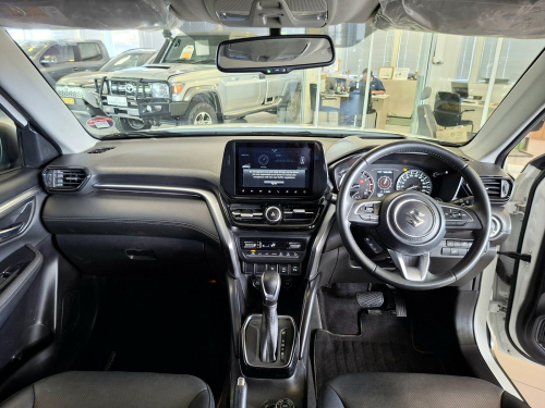 Suzuki Grand Vitara 1.5 GLX Hybrid AllGrip Automatic in Namibia