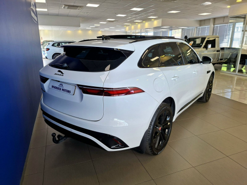 Jaguar F-Pace 2.0D SE R-Dynamic in Namibia