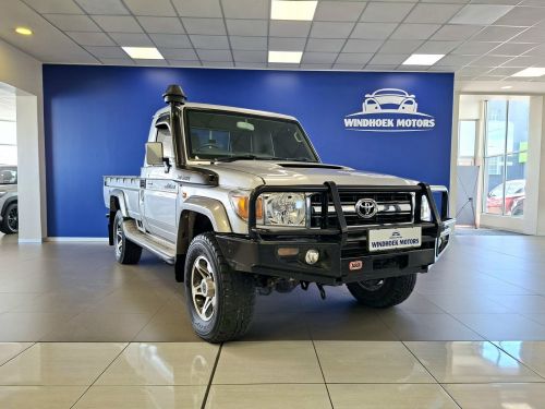 Toyota Landcruiser 79 4.5D V8 Single Cab in Namibia
