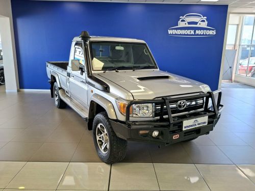 Toyota Landcruiser 79 4.5D V8 Single Cab in Namibia