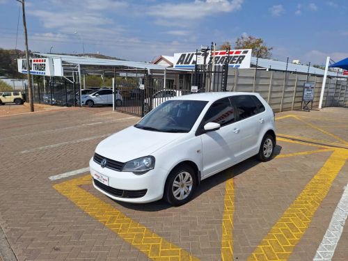 Volkswagen Polo Vivo 1.4 Trendline 5DR DEAL ASSISTANS in Namibia