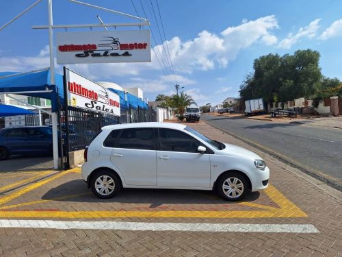 Volkswagen Polo Vivo 1.4 Trendline 5DR DEAL ASSISTANS in Namibia
