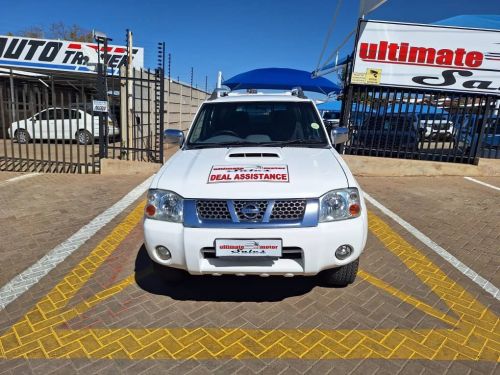 Nissan Np300 2.5 Tdi 4x4 P/u D/c DEAL ASSISTANCE in Namibia