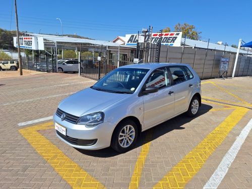 Volkswagen Polo Vivo 1.4 Trendline 5DR DEAL ASSISTANS in Namibia