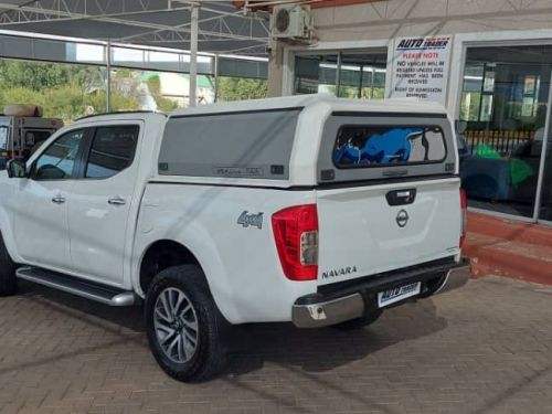 Nissan Navara LE in Namibia