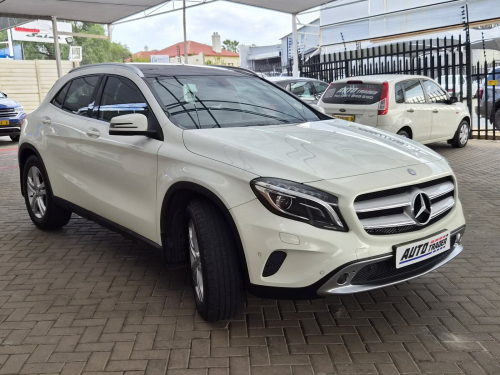 Mercedes-Benz GLA 220CDI in Namibia