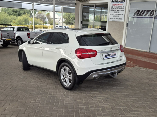 Mercedes-Benz GLA 220CDI in Namibia