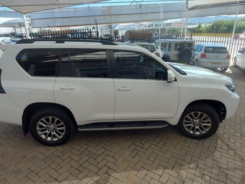 Toyota Prado VX-L V6 in Namibia