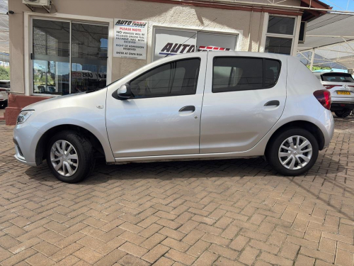 Renault Sandero Expression in Namibia