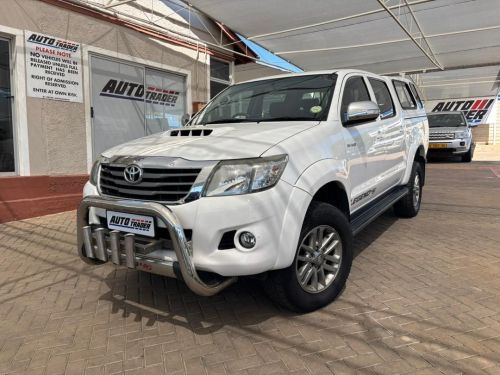 Pre-owned Toyota Hilux Legend 45 D4D for sale in 