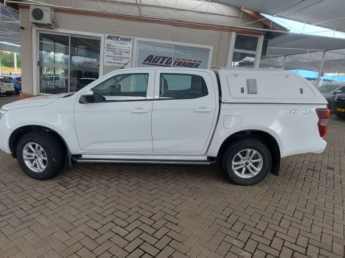 Isuzu D-Max DDI LS in Namibia