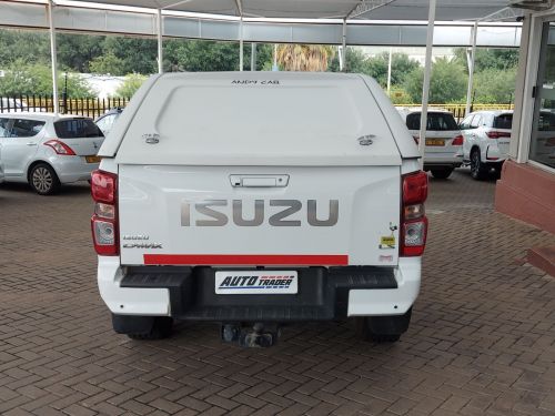 Isuzu D-Max DDI LS in Namibia