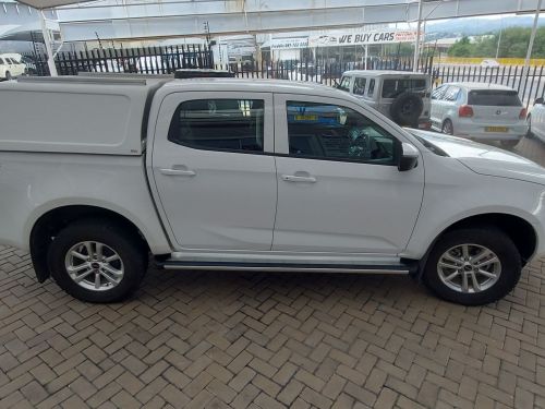 Isuzu D-Max DDI LS in Namibia