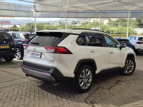 Toyota Rav4 VX in Namibia