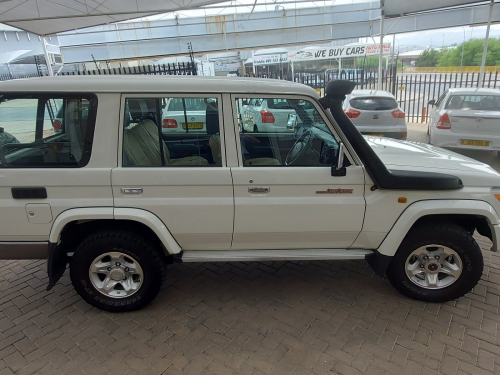 Toyota Land Cruiser in Namibia