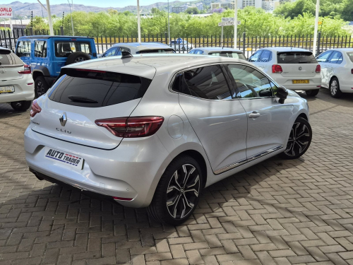 Renault Clio Intens Turbo in Namibia