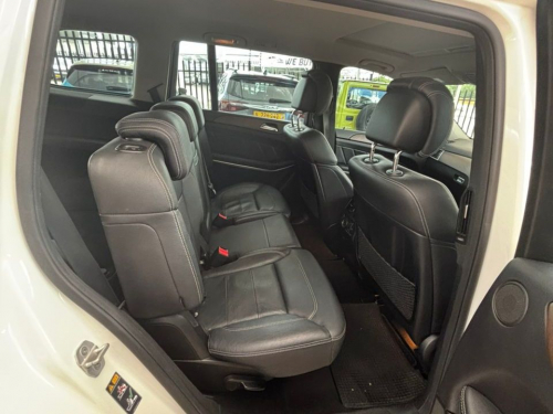 Mercedes-Benz GL 500 BE in Namibia