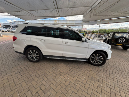 Mercedes-Benz GL 500 BE in Namibia