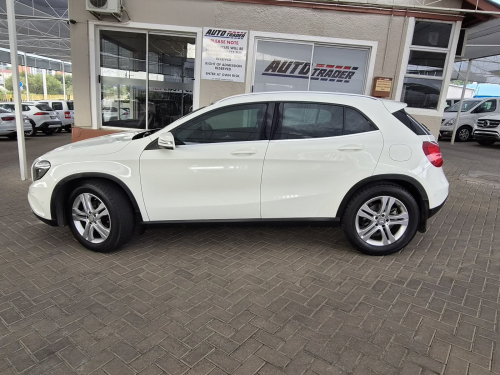 Mercedes-Benz GLA 220 D in Namibia