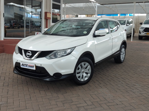 Nissan Qashqai Visia in Namibia