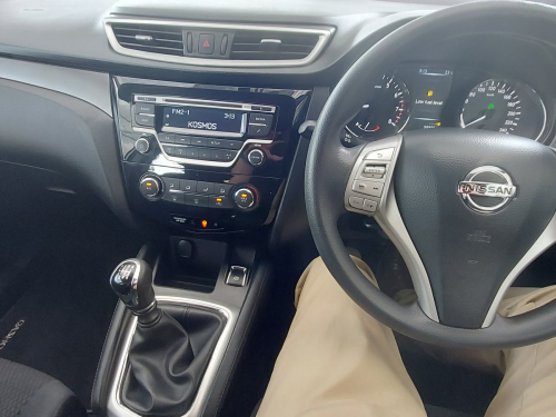 Nissan Qashqai Visia in Namibia