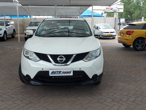 Nissan Qashqai Visia in Namibia