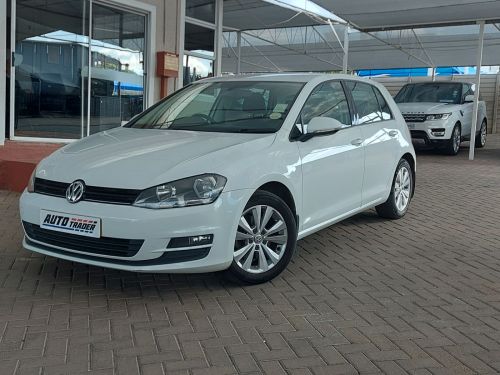 Volkswagen Golf VII TSI Comfortline in Namibia