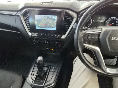 Isuzu D-Max DDI LS in Namibia