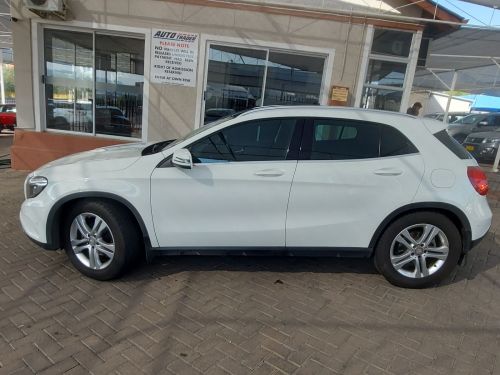 Mercedes-Benz GLA CDI in Namibia