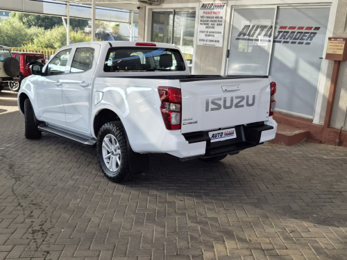 Isuzu D-Max DDI LS in Namibia