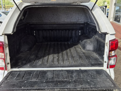 Isuzu D-Max DDI LS in Namibia