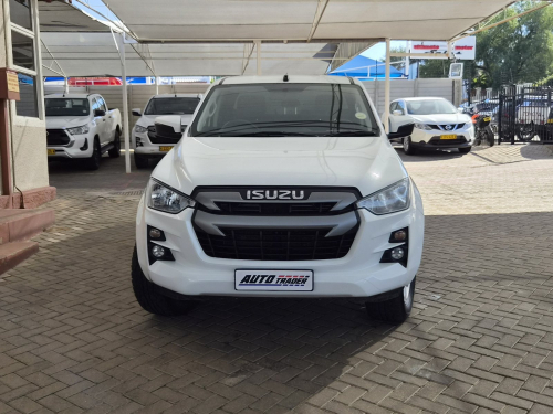 Isuzu D-Max DDI LS in Namibia