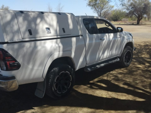 Toyota Raider Extra Cab in Namibia
