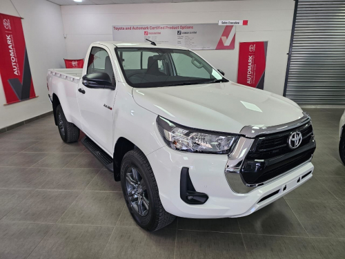Toyota Hilux Raider in Namibia