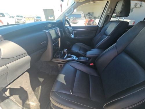 Toyota Fortuner 2.4 4x4 AT in Namibia