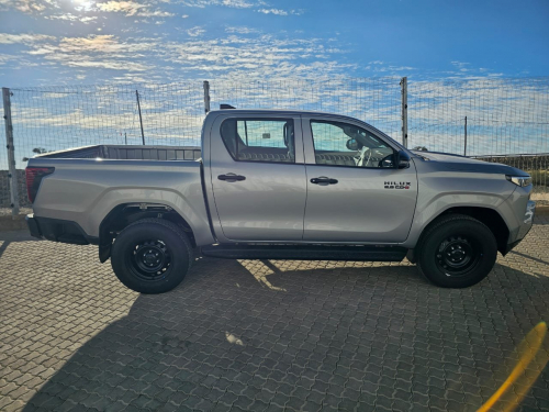 Toyota Hilux SRX in Namibia