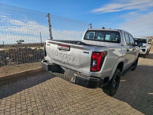 Toyota Hilux SRX in Namibia