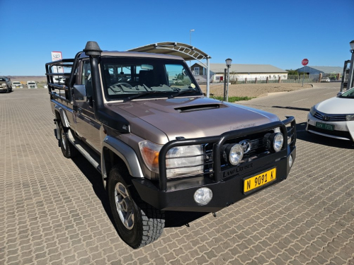 Toyota Land Cruiser LX V8 S/C in Namibia