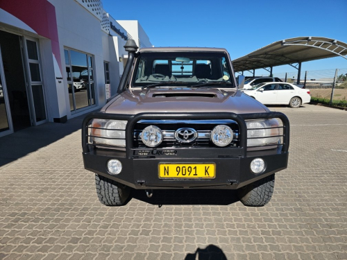Toyota Land Cruiser LX V8 S/C in Namibia