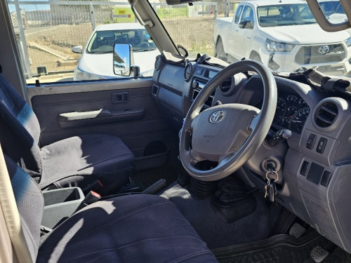Toyota Land Cruiser LX V8 S/C in Namibia