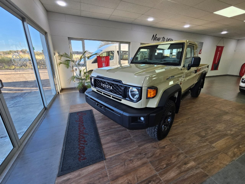 Pre-owned Toyota Land Cruiser 79 for sale in 