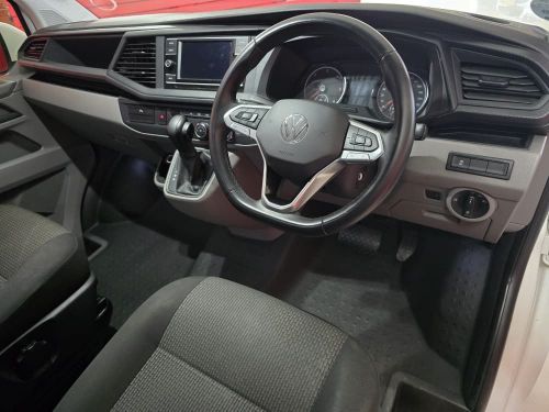 Volkswagen Kombi T6.1 2.0TDi Trendline DSG in Namibia