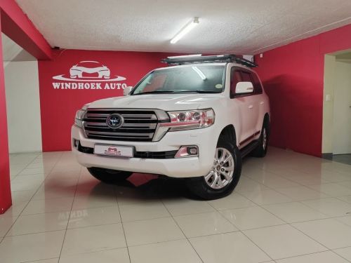 Used Toyota Land Cruiser 200 4.5D VX AT for sale in Windhoek