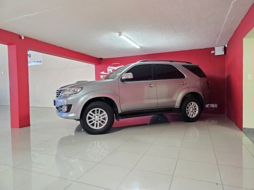 Toyota Fortuner 2.5D4d RB MT in Namibia