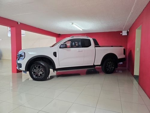 Ford Ranger 2.0 Bi-Turbo Wildtrak Sup/Cab 4x4 AT in Namibia