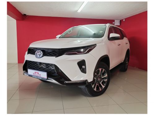 Pre-owned Toyota Fortuner 2.4GD6 4x4 AT for sale in 